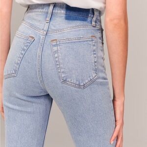 Abercrombie & Fitch Ultra High-Rise Ankle Straight Jeans in Light